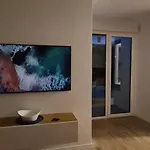 アパート Marcelina 1 With Private Pool
